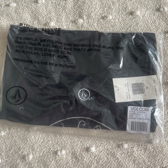 Volcom Boys Sharky Tank Top size M 12 black - Picture 2 of 6